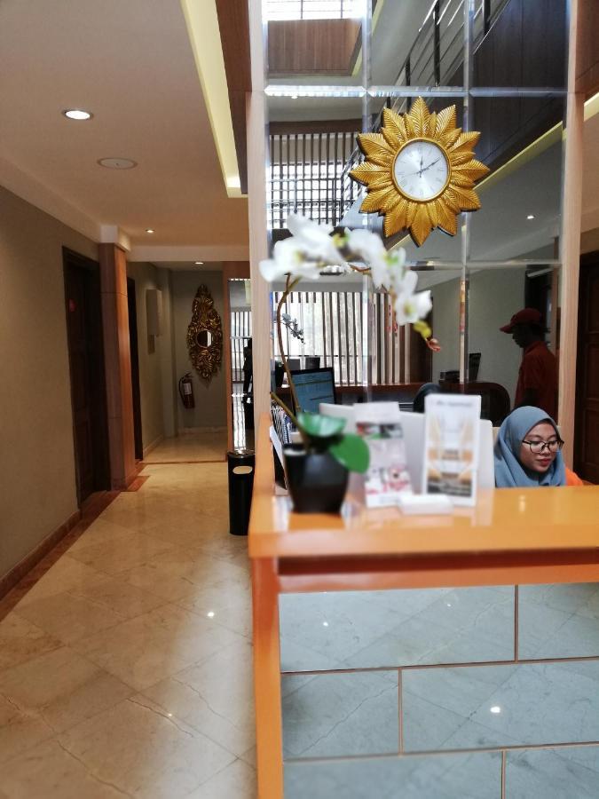 The Nyaman Motel Jakarta Buitenkant foto