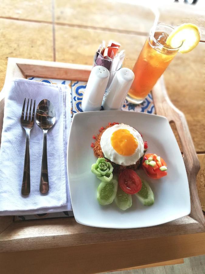 The Nyaman Motel Jakarta Buitenkant foto